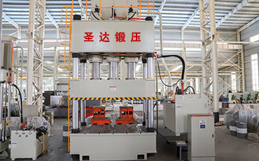 四柱液壓機(jī)的工作原理、特點(diǎn)以及應(yīng)用